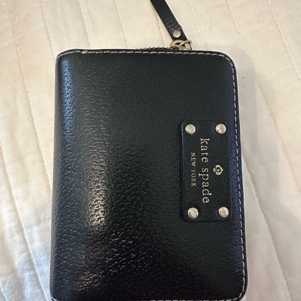 Kate Spade Black Textured Wallet